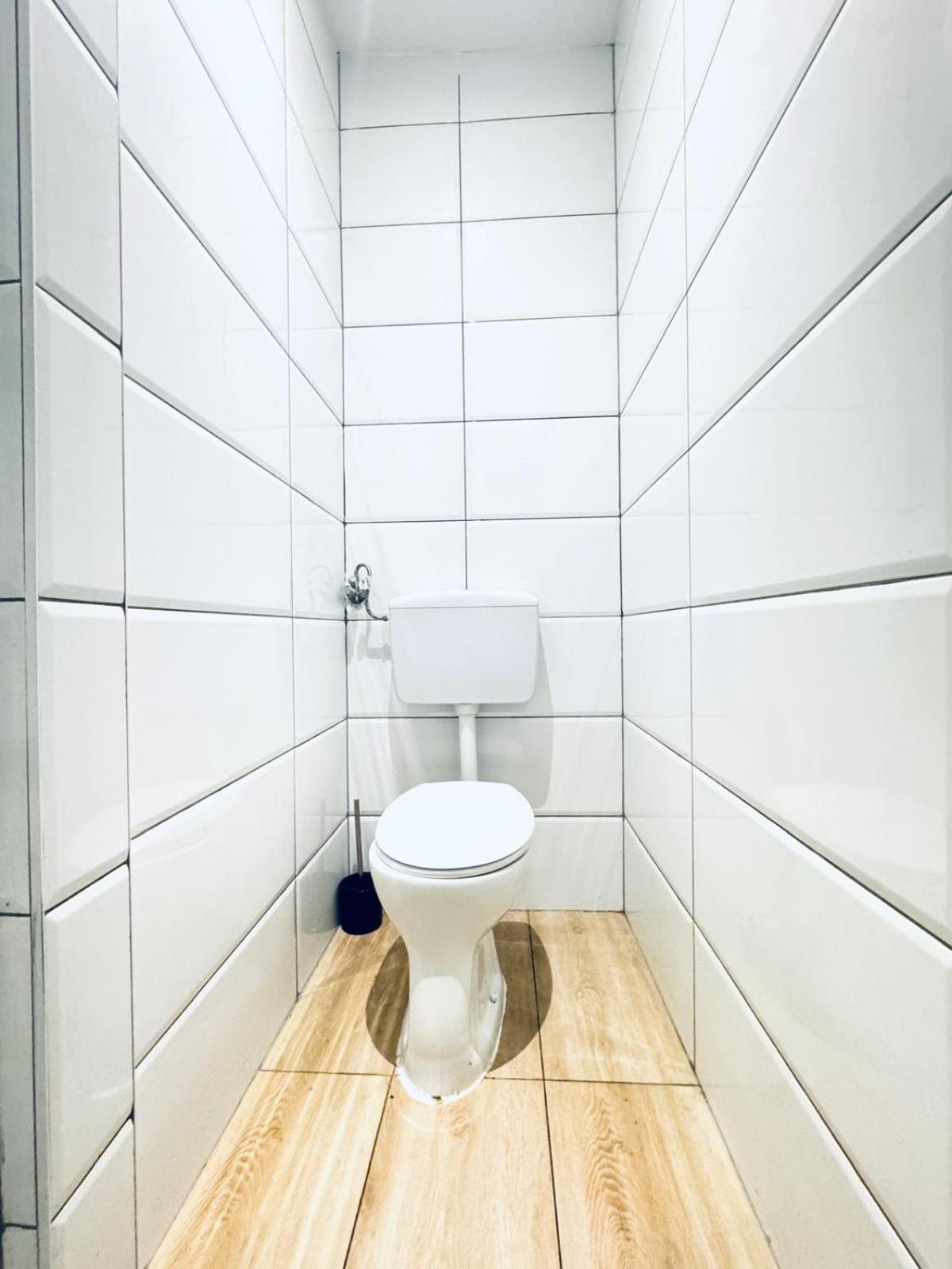 Elegant & 5br Shared In Appartamento *