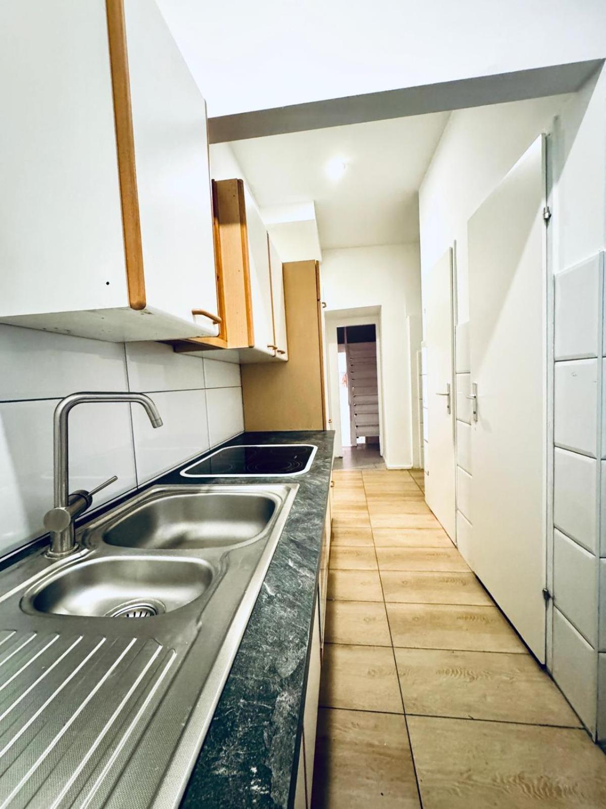 Elegant & 5br Shared In Appartamento Vienna
