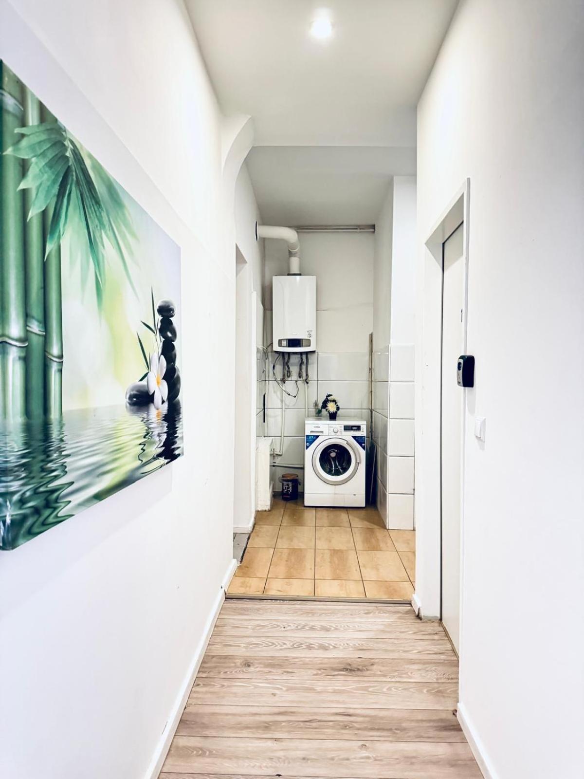 Elegant & 5br Shared In Appartamento