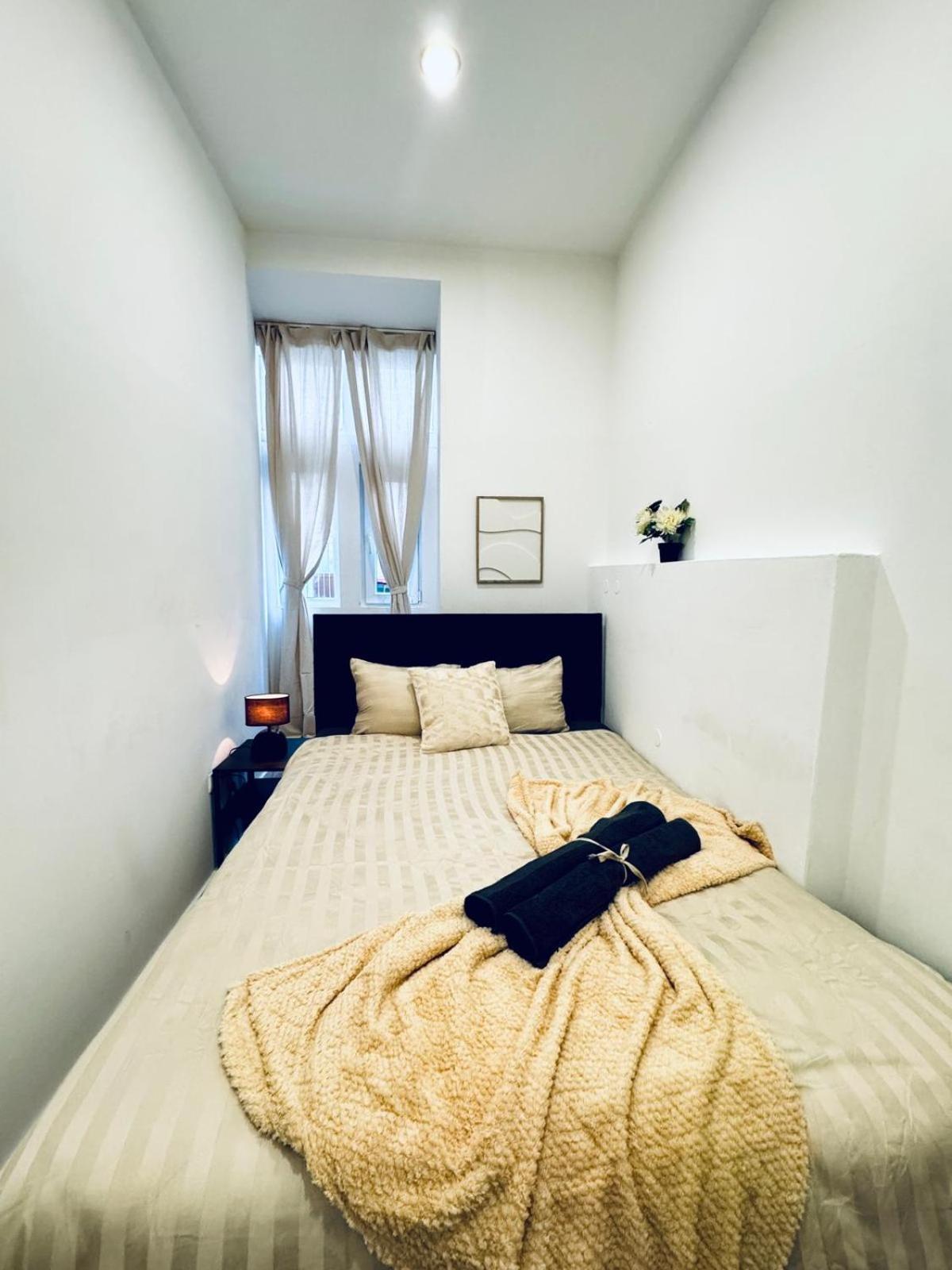 Appartamento Elegant & 5br Shared In Vienna